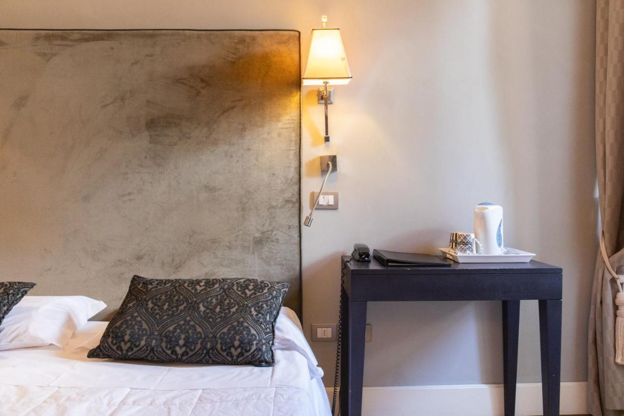 Hotel Clitunno สโปเลโต ภายนอก รูปภาพ